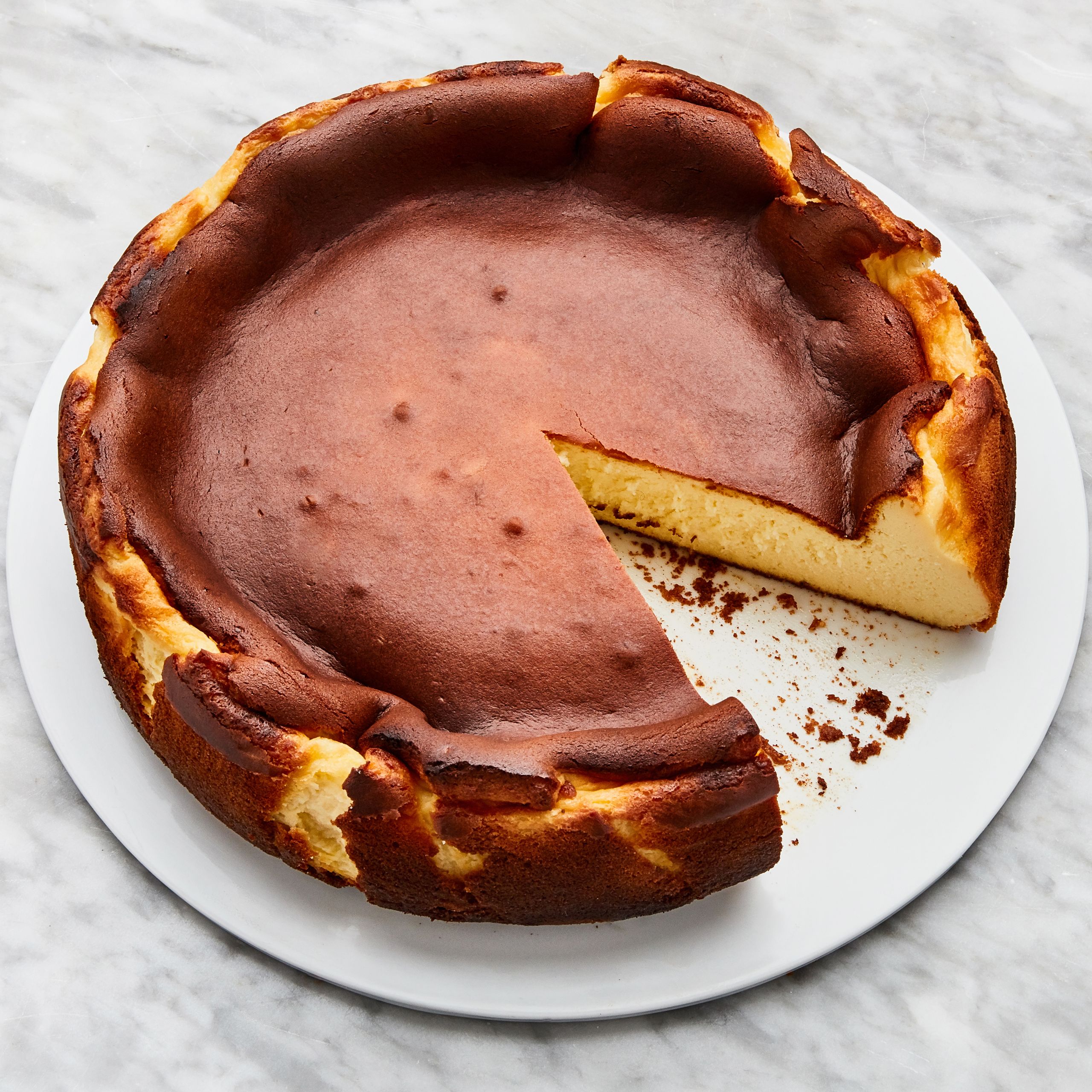 GOLDEN TOP LAYERED BURST BOSQUE CHEESECAKE 