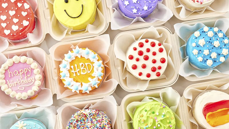 decorative cakes with subtle edges and colorful tops
